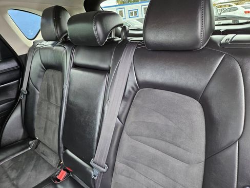 Used 2019 MAZDA CX-5 Touring FWD image 12