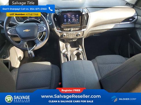 Used 2020 Chevrolet Traverse LT image 11