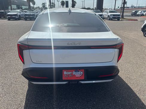 Used 2025 Kia K4 EX FWD image 5