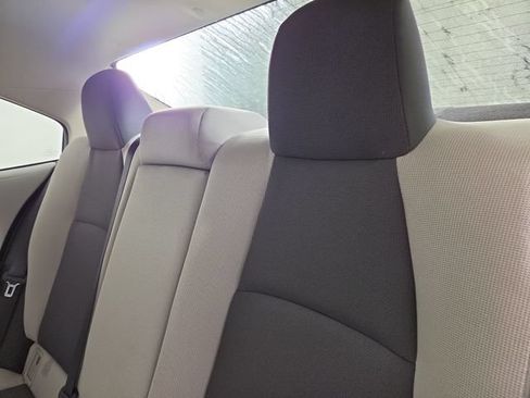 Used 2024 Toyota Corolla LE FWD image 14