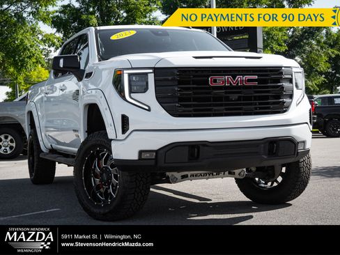 Used 2023 GMC Sierra 1500 Elevation w/ Preferred Package AWD/4WD image 1