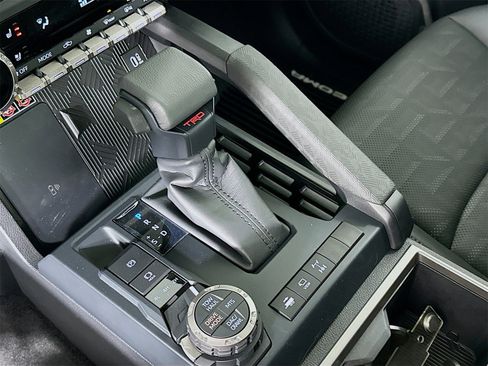 New 2025 Toyota Tacoma TRD Off-Road image 17