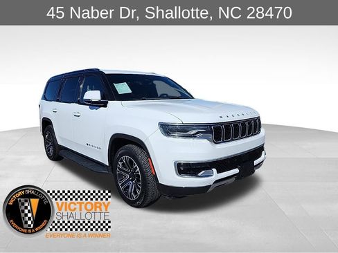 Used 2022 Jeep Wagoneer Series III image 1