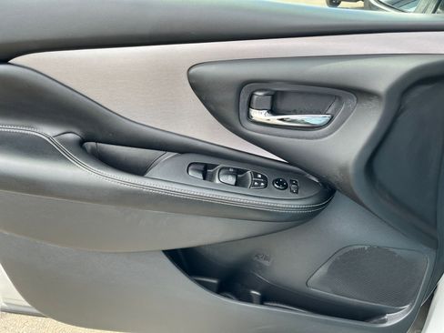 Used 2023 Nissan Murano S image 20