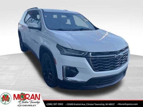 Used 2023 Chevrolet Traverse RS w/ LPO, Floor Liner Package image 2