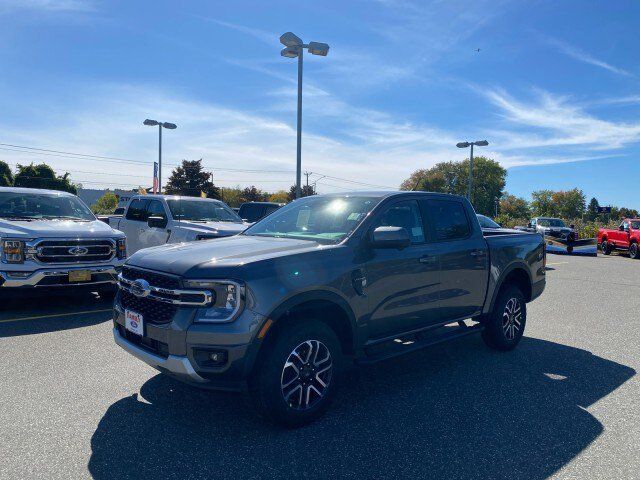 New 2026 Ford Ranger Lariat w/ Convenience Package AWD/4WD image 3