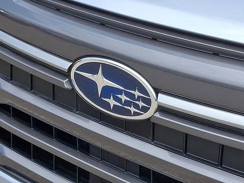 Used 2025 Subaru Forester Premium AWD/4WD image 27