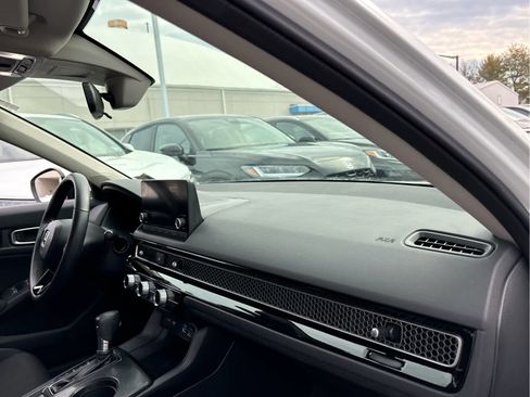 Certified 2023 Honda Civic EX image 22