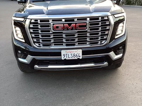 Used 2025 GMC Yukon Denali image 4