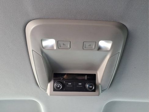 Used 2016 Chevrolet Tahoe LS AWD/4WD image 31