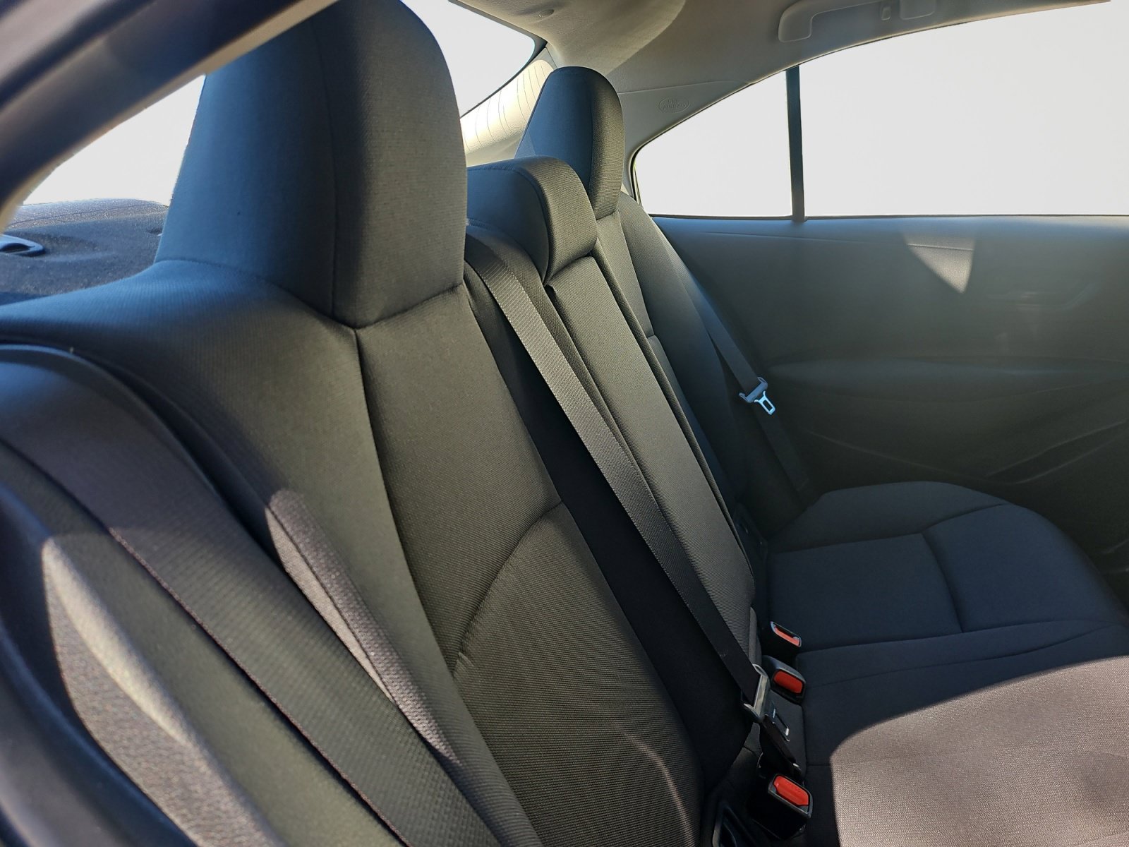 Used 2025 Toyota Corolla LE FWD image 45