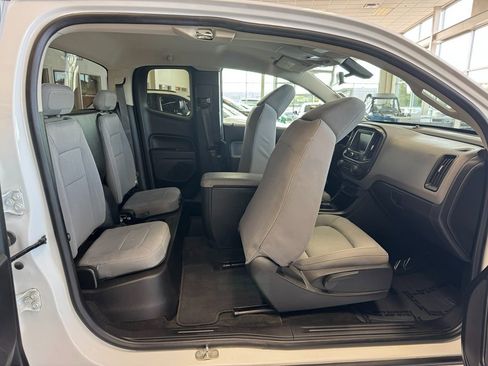 Used 2018 Chevrolet Colorado W/T w/ WT Convenience Package image 41