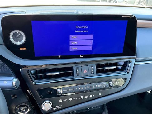 New 2025 Lexus ES 350 image 12
