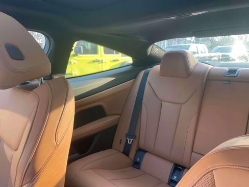 Used 2025 BMW 430i xDrive Coupe w/ Convenience Package image 16