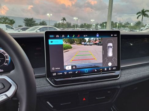 New 2026 Volkswagen Tiguan S image 10