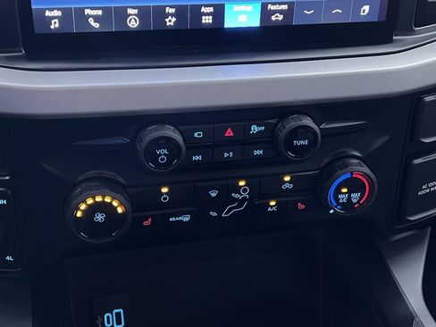 New 2026 Ford F250 XLT w/ XLT Premium Package image 19