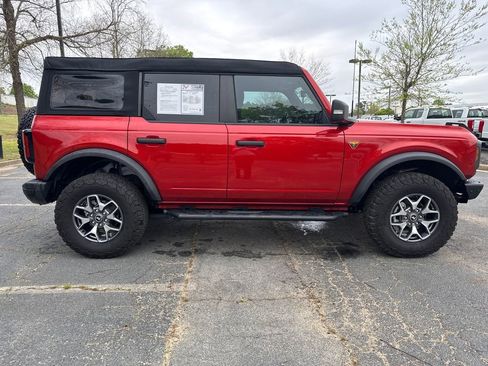Used 2024 Ford Bronco Badlands AWD/4WD image 4