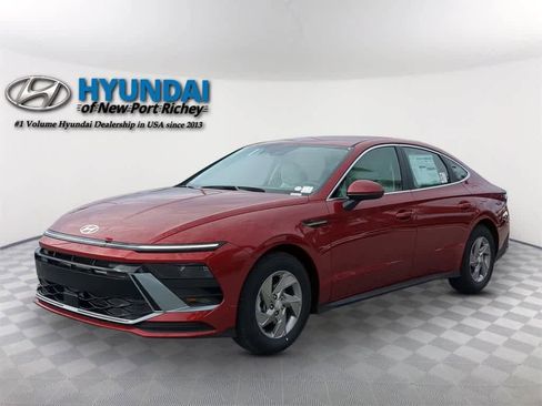 New 2026 Hyundai Sonata SE image 1