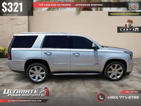 Used 2015 Cadillac Escalade Luxury image 3