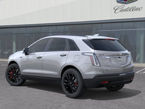 New 2026 Cadillac XT5 Sportv w/ LPO, Onyx Lite Package AWD/4WD image 4
