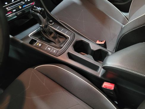 Used 2025 Volkswagen Jetta Sport FWD image 26