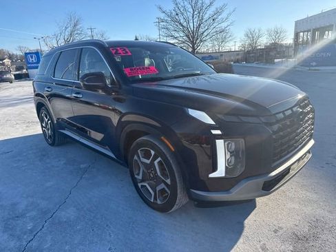 Used 2023 Hyundai Palisade Limited image 6