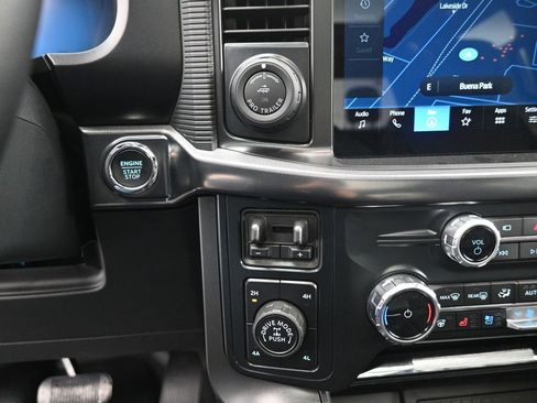 New 2025 Ford F150 Lariat w/ Equipment Group 502A High image 18