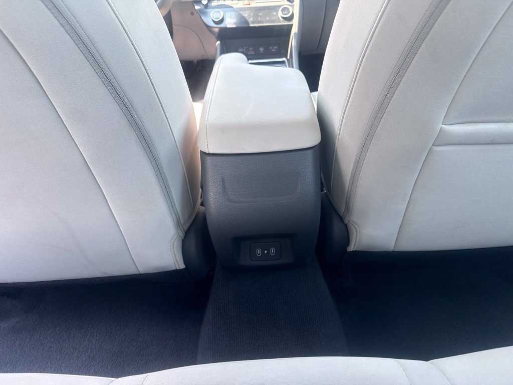 Used 2025 Hyundai Sonata SEL FWD image 29