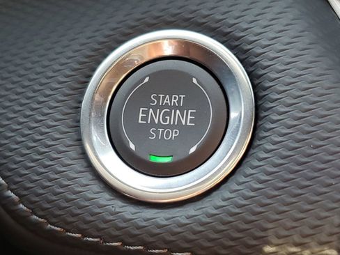 New 2026 Chevrolet Equinox LT w/ Safety and Technology Package FWD image 26