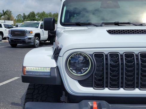 New 2026 Jeep Gladiator Mojave AWD/4WD image 7