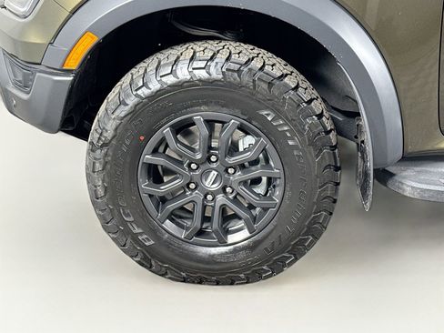 Used 2025 Ford Ranger Raptor image 9