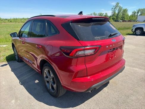 Certified 2024 Ford Escape ST-Line w/ Tech Pack #1 AWD/4WD image 8