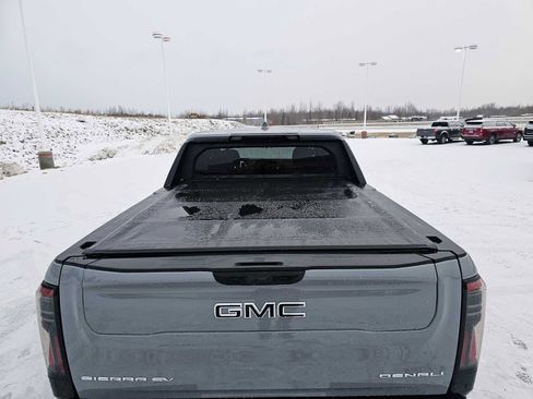New 2024 GMC Sierra EV Denali image 19
