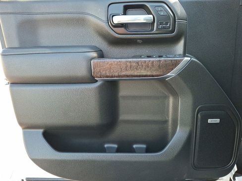 Used 2022 GMC Sierra 2500 Denali w/ Denali Ultimate Package image 12