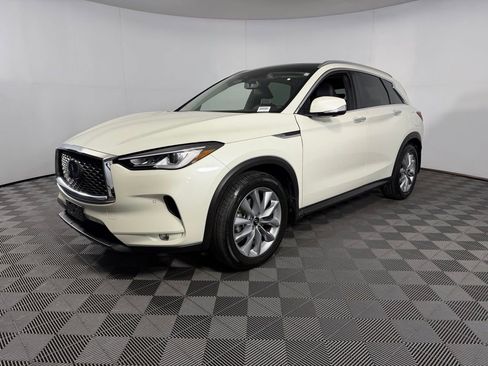 Used 2022 INFINITI QX50 Essential image 10