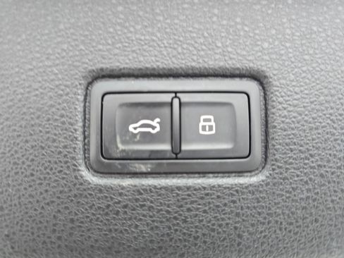 Used 2017 Audi Q7 3.0T Premium Plus image 13