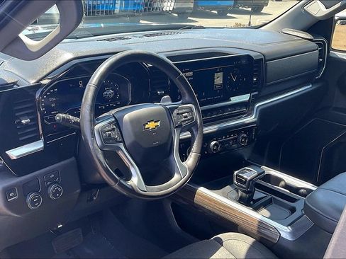 Used 2023 Chevrolet Silverado 1500 LT RWD image 29
