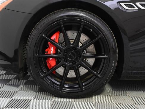 Used 2017 Maserati Quattroporte GTS GranLusso image 20