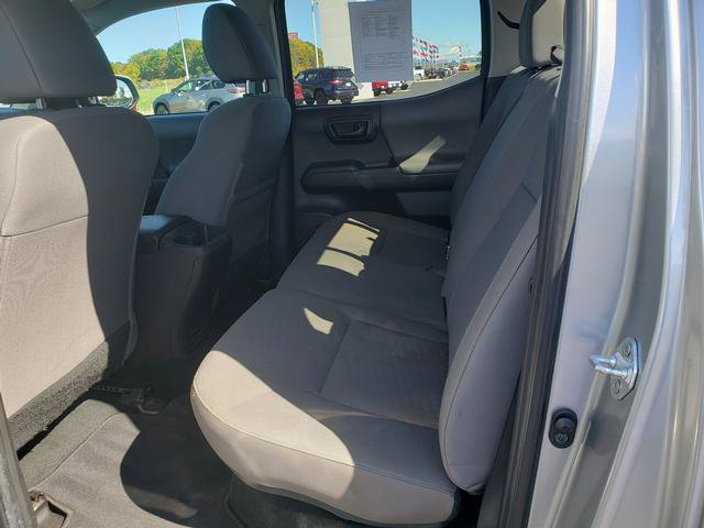 Used 2023 Toyota Tacoma SR AWD/4WD image 12