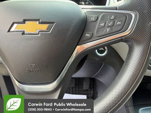 Used 2019 Chevrolet Equinox LS w/ LS Convenience Package FWD image 18