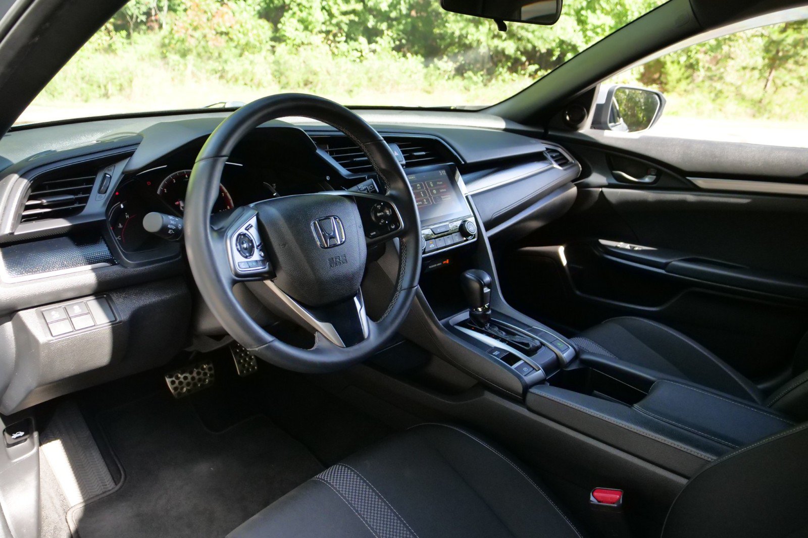 Used 2021 Honda Civic Sport image 2