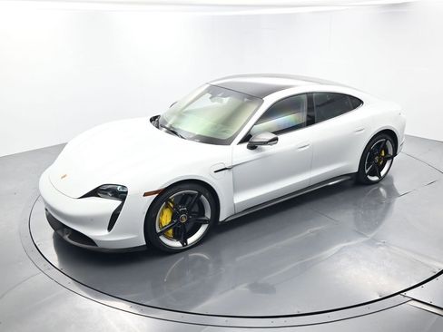 Certified 2020 Porsche Taycan Turbo S image 34