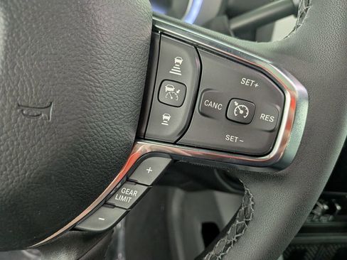 New 2026 RAM 2500 Laramie AWD/4WD image 22