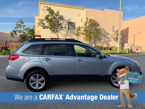 Used 2013 Subaru Outback 2.5i Limited AWD/4WD image 9