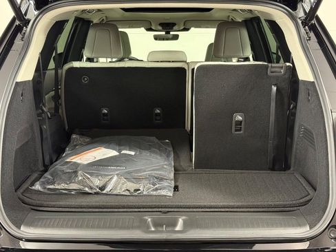Certified 2026 INFINITI QX60 Luxe w/ Cargo Package AWD/4WD image 8
