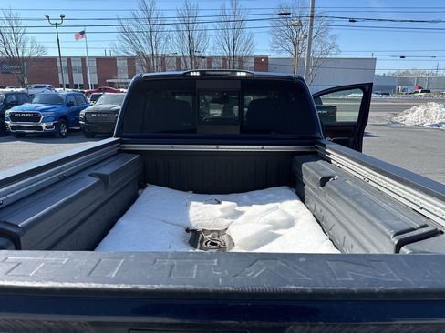 Used 2019 Nissan Titan Platinum Reserve w/ Platinum Utility Package image 5