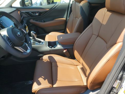 Used 2025 Subaru Outback Touring XT w/ Popular Package #2 image 11