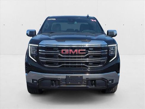 Used 2024 GMC Sierra 1500 SLT w/ SLT Convenience Package image 2