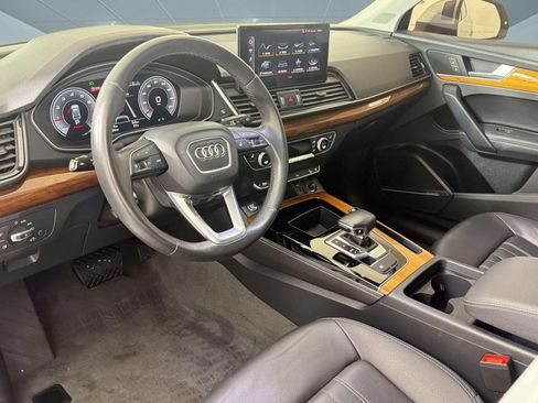 Certified 2023 Audi Q5 2.0T Premium Plus w/ Premium Plus Package AWD/4WD image 4