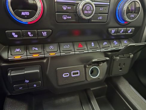 Used 2020 GMC Sierra 1500 Denali w/ Denali Ultimate Package image 37